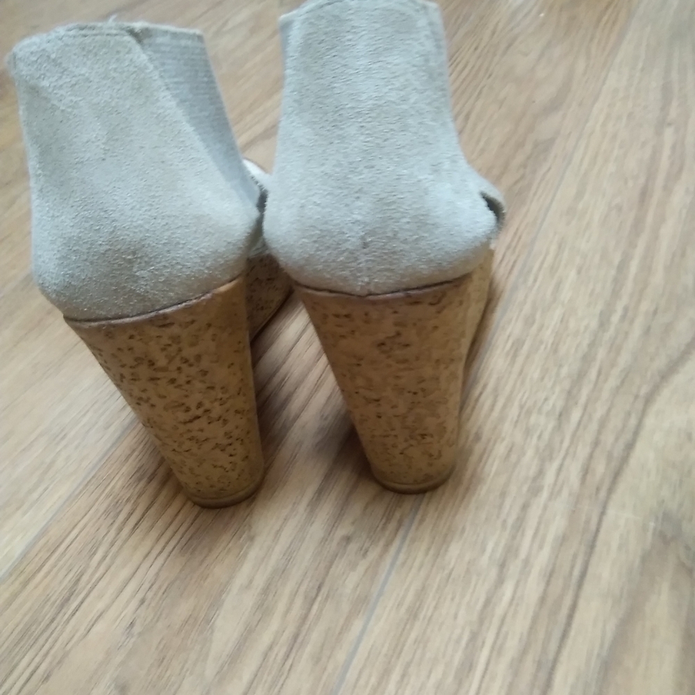 3/15$ Joe Brown's sandals platforms - Picture 2 of 7